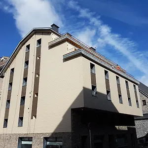 3* Hotel Guineu
